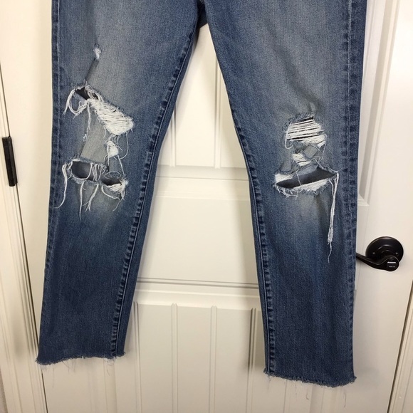 MOTHER Superior The Trickster Skimp Frayed Jeans in Thrill Seeker Size 31. - Picture 4 of 10